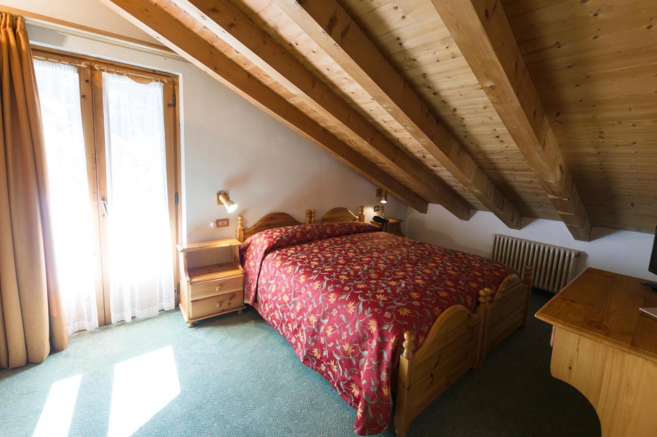 Aurora 3*